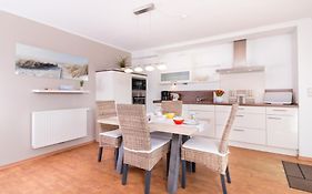 M5 Bungalow - Apartmenthaus Marienburger Str 4 - FERIENDOMIZIL HOLLICH